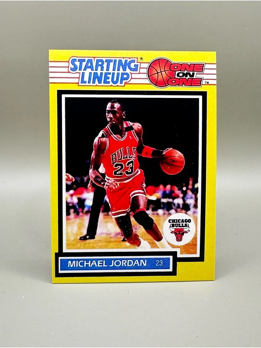 Michael Jordan 1990 Starting Lineup One on One Novelty Basketball Card. Bulls.